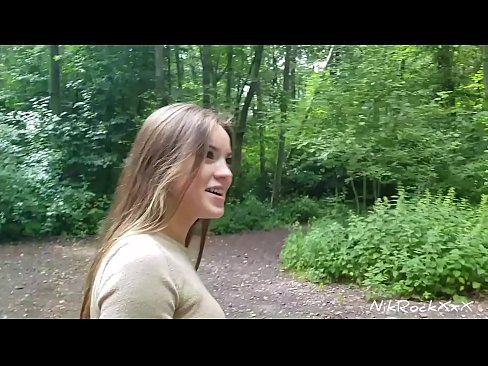 ❤️ Saya menyarankan kepada Evelina bahwa kita bercinta di tempat umum! Dia bilang ya. Lalu aku menidurinya di pantat dan cum di mulutnya. Lalu dia marah pada dirinya sendiri. ❤️ Video seks pada kami id.ixiporn.ru ️