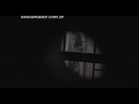 ❤️ Blondie diam-diam direkam oleh seorang intip lingkungan yang tersembunyi di balik batu bata berlubang ❤️ Video seks pada kami id.ixiporn.ru ️